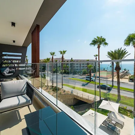 Waterside Sea View