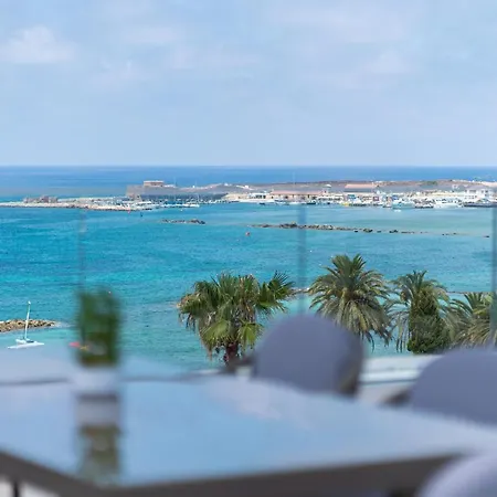 Waterside Sea View 4*