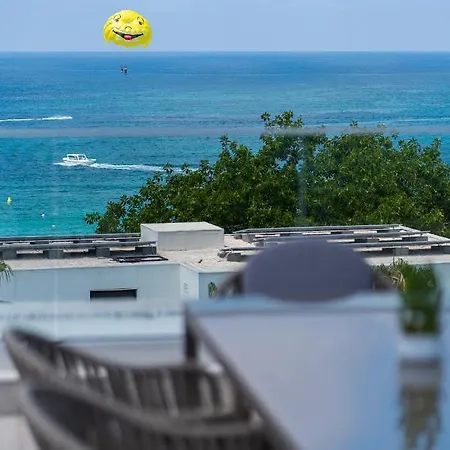 Waterside Sea View 4* Pafos