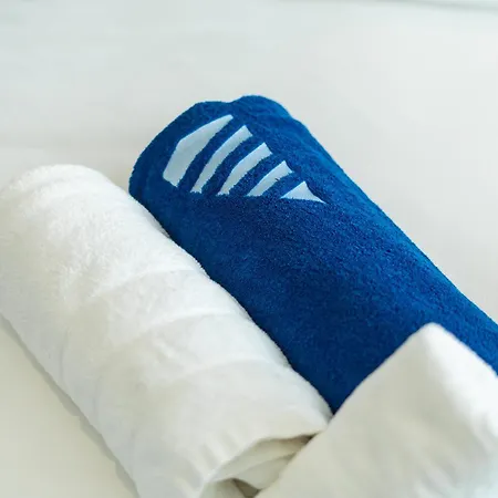 Hotel apartamentowy Waterside Sea View